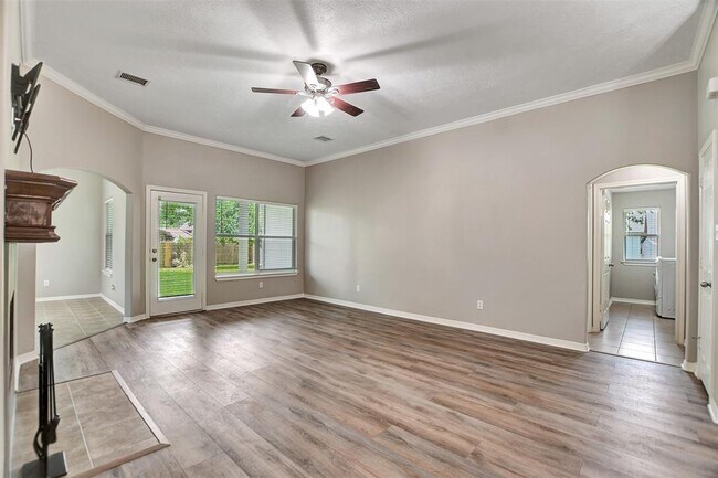 Building Photo - 1411 Briarcliff St