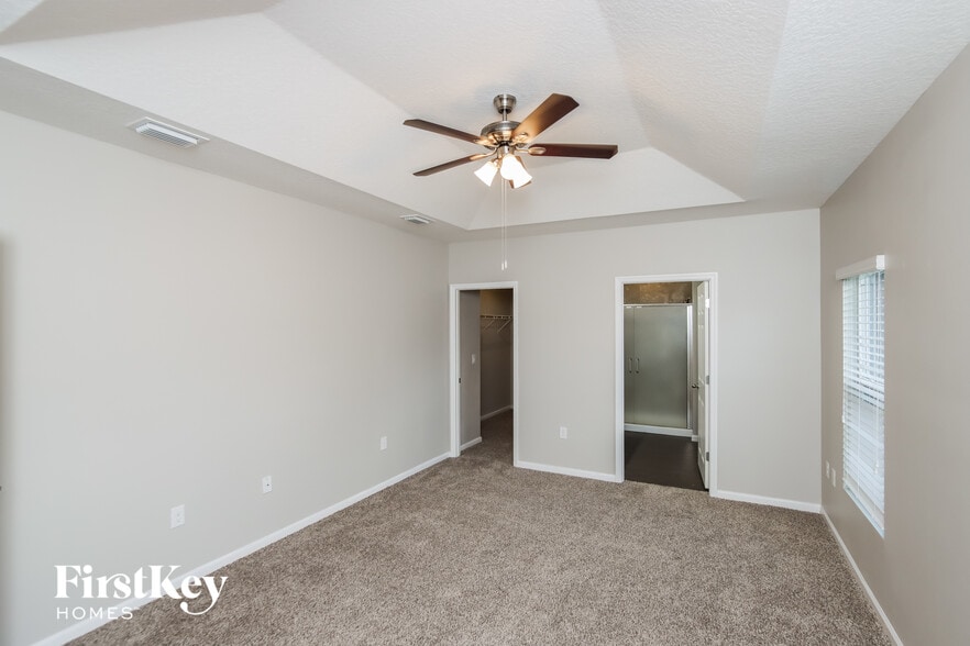 Building Photo - 1224 Dillard Dr SE