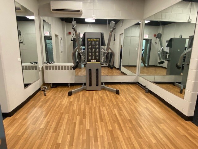 Building Photo - 3550 N Lake Shore Dr