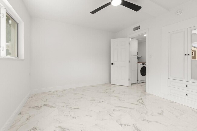 Building Photo - 3675 Gulf Blvd