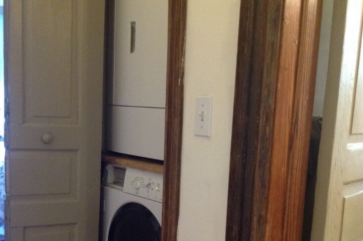 Laundry - 223 Buckingham Pl