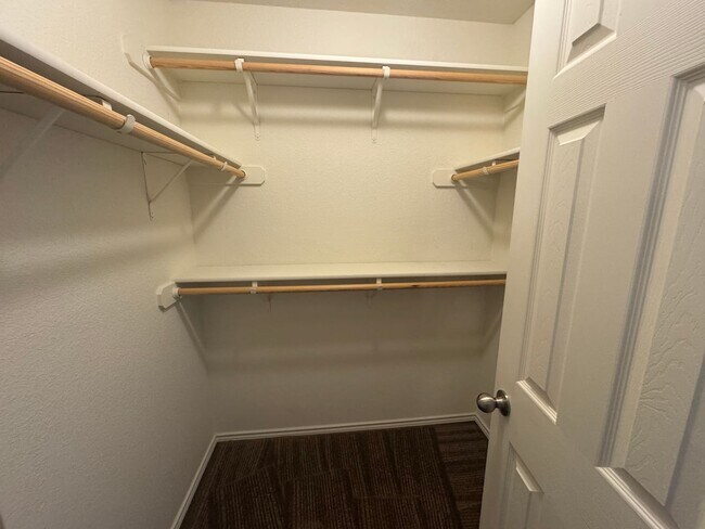 Building Photo - 3807 Ida Dr