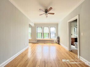 Building Photo - 0 bedroom in CHICAGO IL 60640