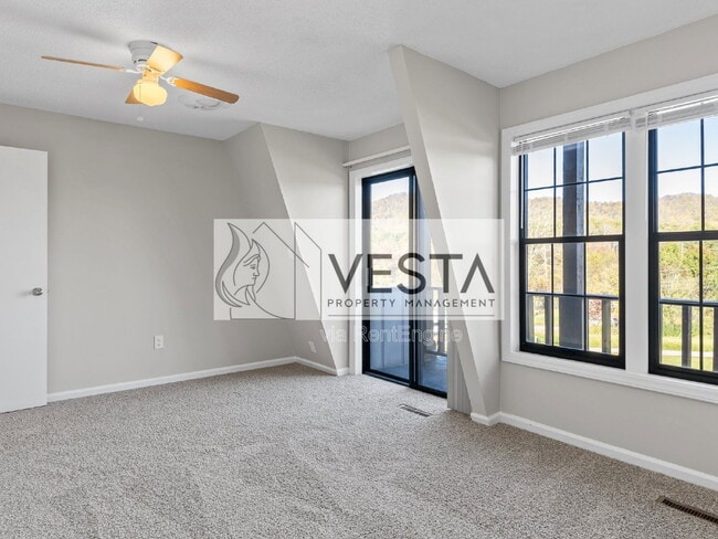 Building Photo - 588 Ray Hill Rd