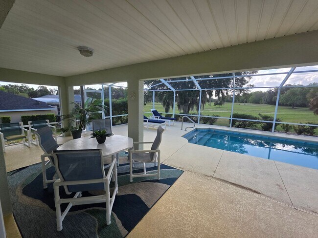 Building Photo - 982 N Foxrun Terrace