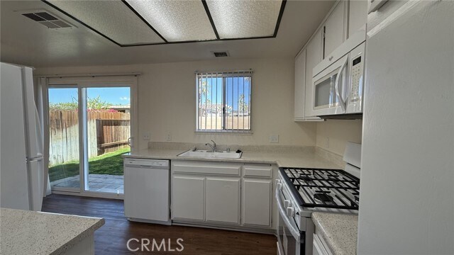 Building Photo - 43349 Martini Ct