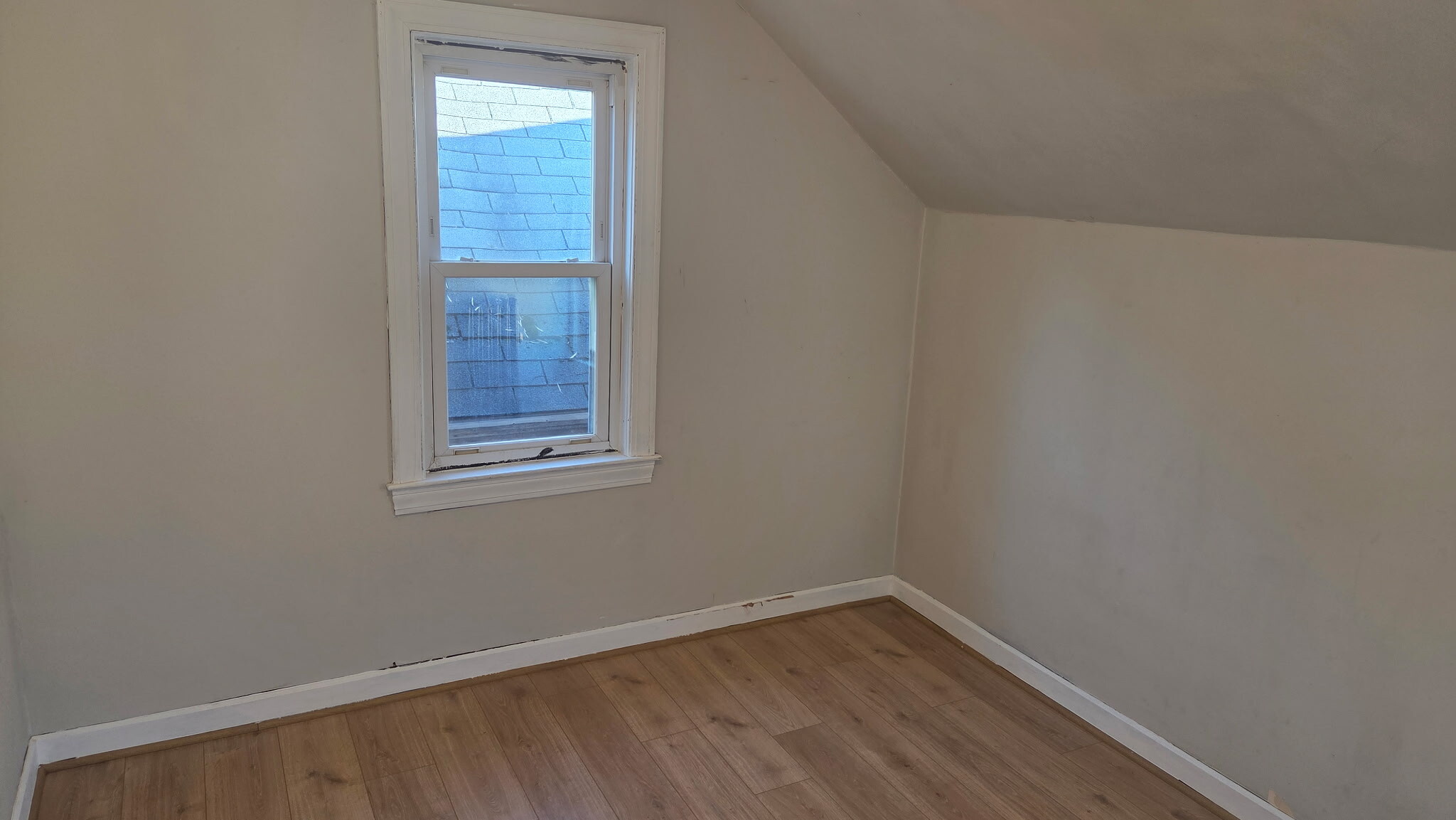 Building Photo - 12 Crown St