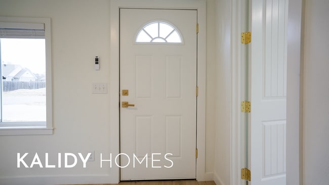 Building Photo - 15 S Walnut St