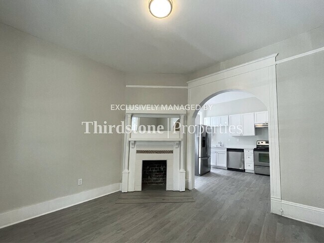 Building Photo - 1230 N Liberty St