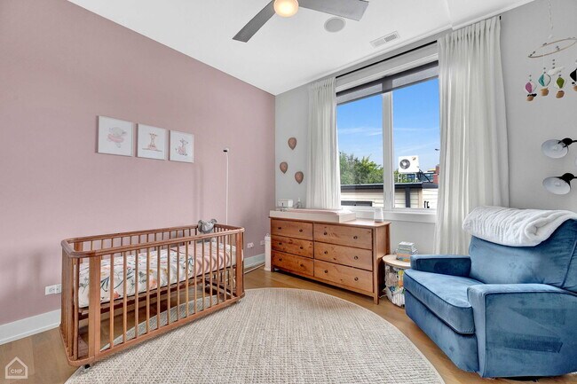 Building Photo - 1312 W Madison St