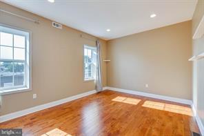 Building Photo - 2554 N 8th St