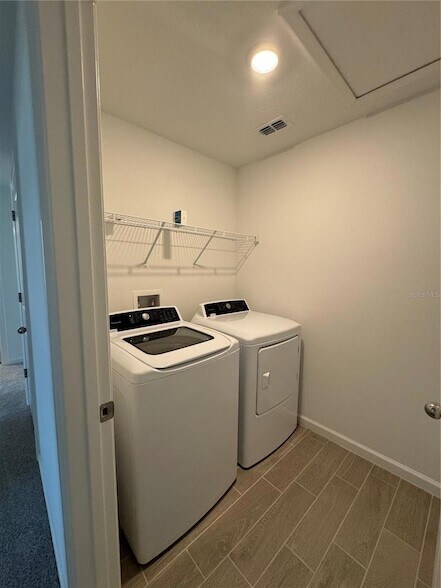 Building Photo - 6660 SW 89th Loop
