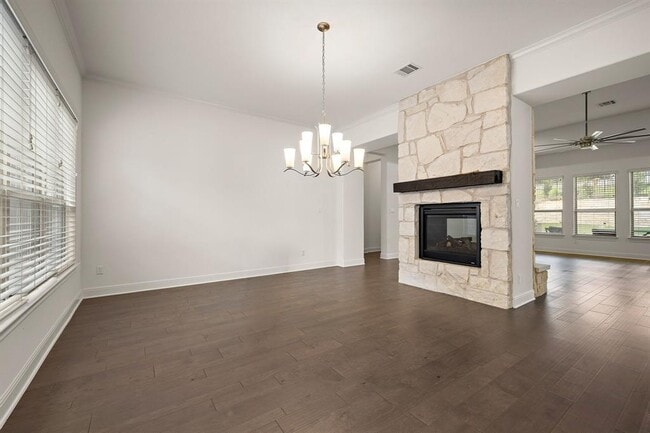 Building Photo - 4705 Napoli Shore Dr
