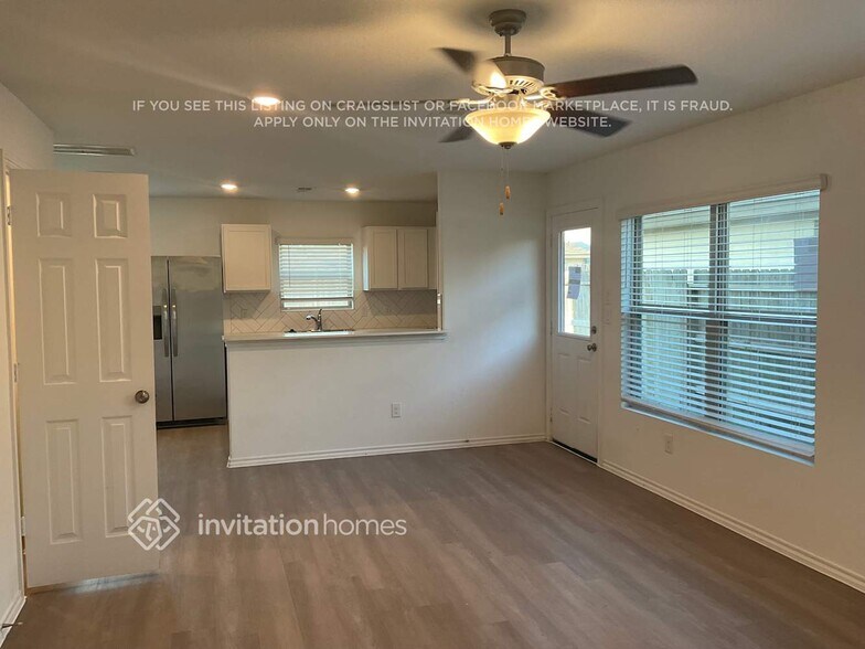 Building Photo - 22303 Stoney Ravine Dr