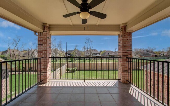 Building Photo - 4203 Scenic Valley Ln
