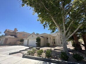 Building Photo - 8317 San Ramon Dr