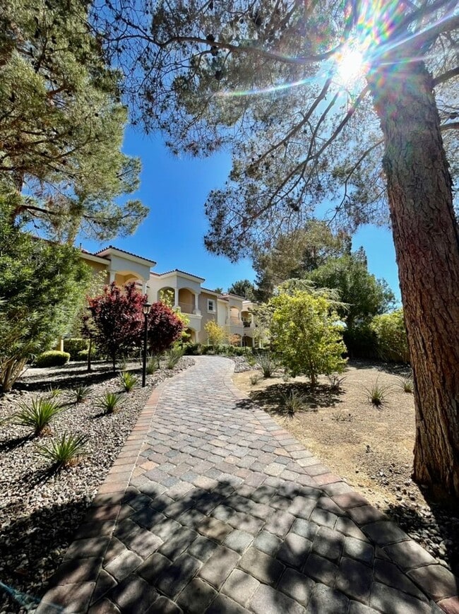 Building Photo - *WONDERFUL CONDO IN GUARD GATED: "LAKE LAS VEGAS" COMMUNITY!!! AMAZING VIEWS!!