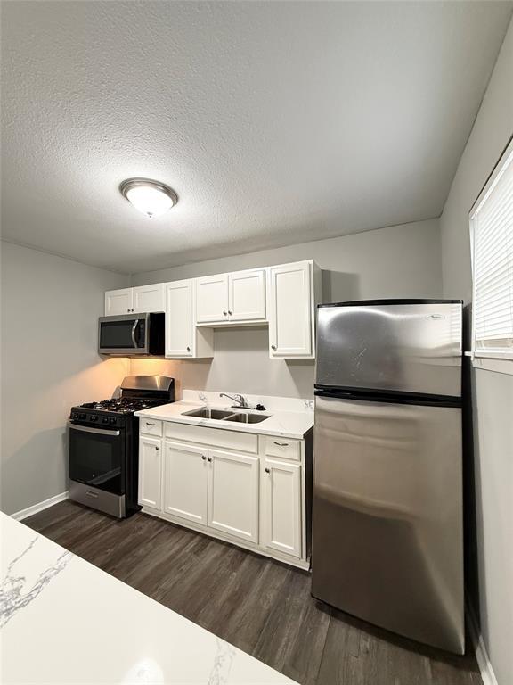 Building Photo - 3643 N MacGregor Way