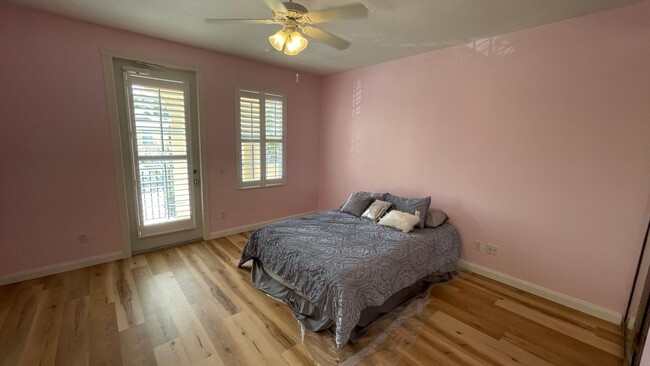 Building Photo - Furnished Short Term Rental
