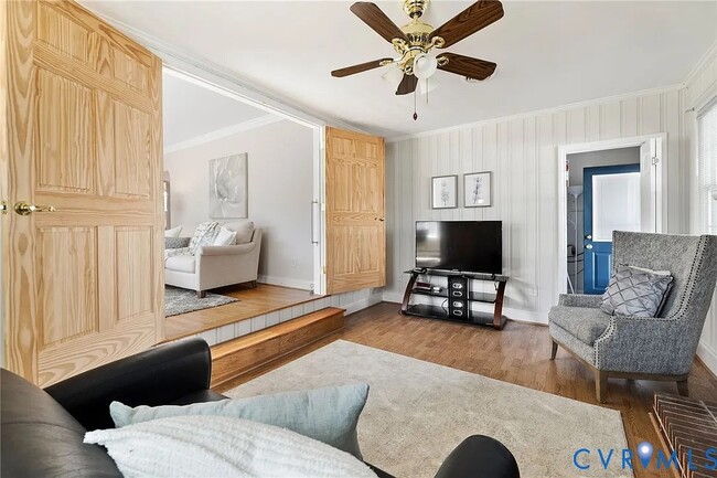 Building Photo - 8276 Franklin Ln