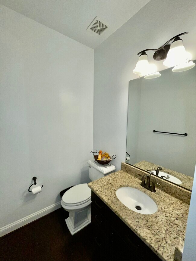Building Photo - 619 Sprintsail Way