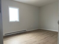 Building Photo - 960 Violet Ave
