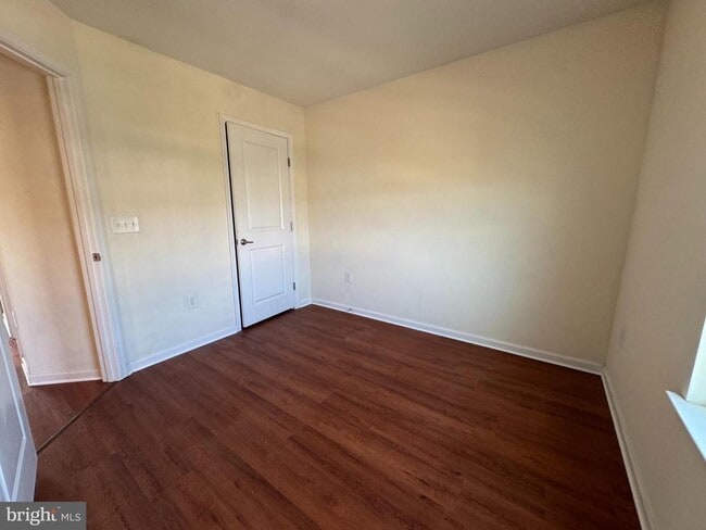 Building Photo - 814 Susan Cir