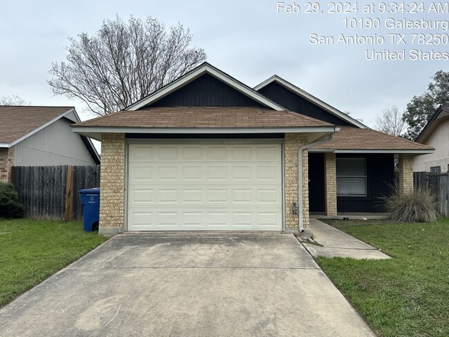 Building Photo - Comfort and Convenience Awaits YOU!