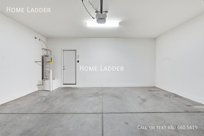 Building Photo - 1035 S Cheshire Ln