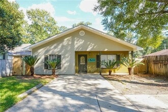 Building Photo - 1307 LA-59