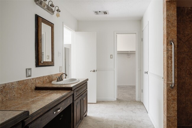 Building Photo - 1210 Westgreen Blvd