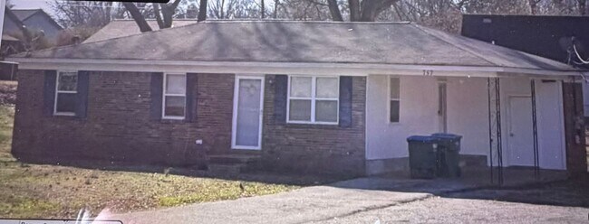 Building Photo - 757 Munford Ave
