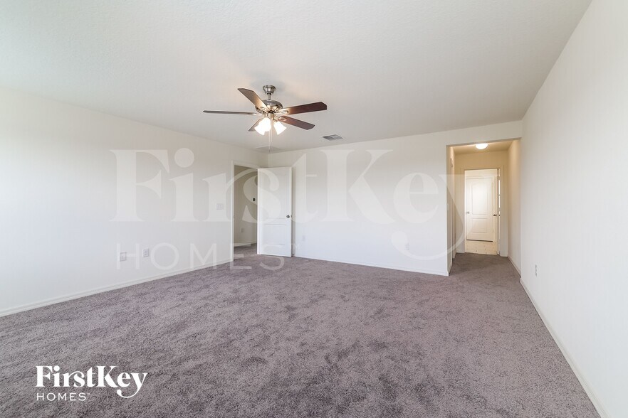 Building Photo - 957 Gotthard Pass Dr.