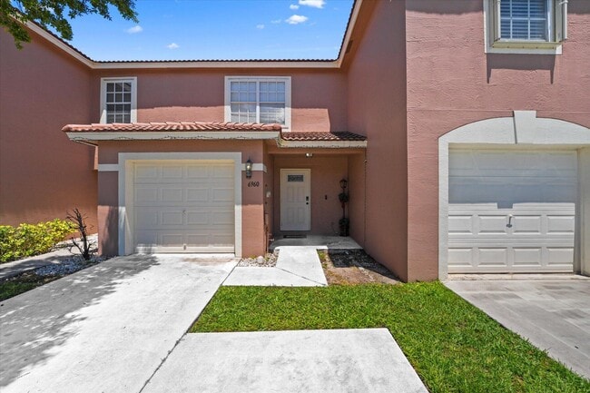 Building Photo - 6960 Mill Brook Pl