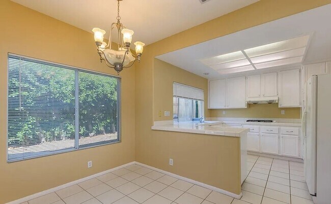 Building Photo - Oak Park 2 story cul-de-sac home