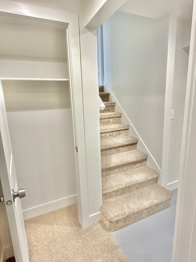 Building Photo - 5687 S 5630 W