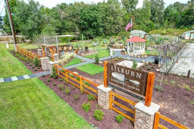 Building Photo - 144 1st Ave NW