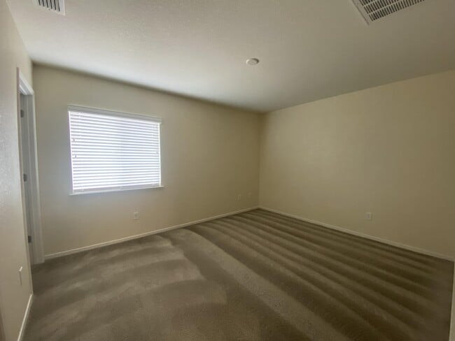 Building Photo - 9397 Collier Ct
