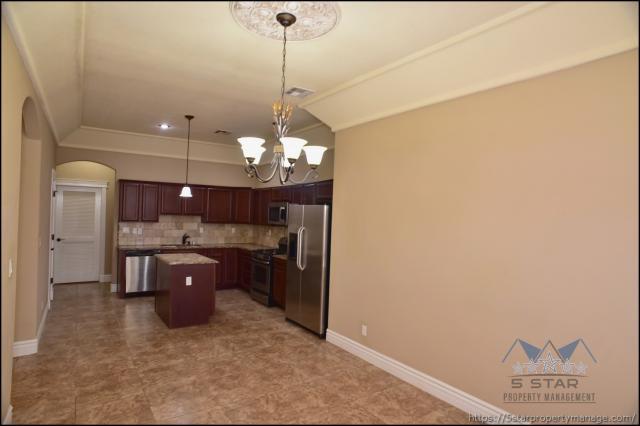 Building Photo - 3 bedroom in El Paso TX 79912