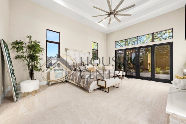 Building Photo - Breathtaking Luxury Custom Rental in Guard Gated Serrano Golf Community!!