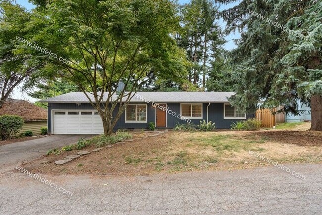 Primary Photo - Beautiful 3-Bedroom, 2-Bath Home in Multno...