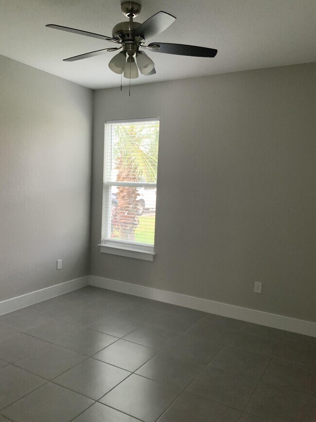 Building Photo - 505 Peace Dr