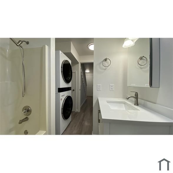 Building Photo - 629 Adele Ave