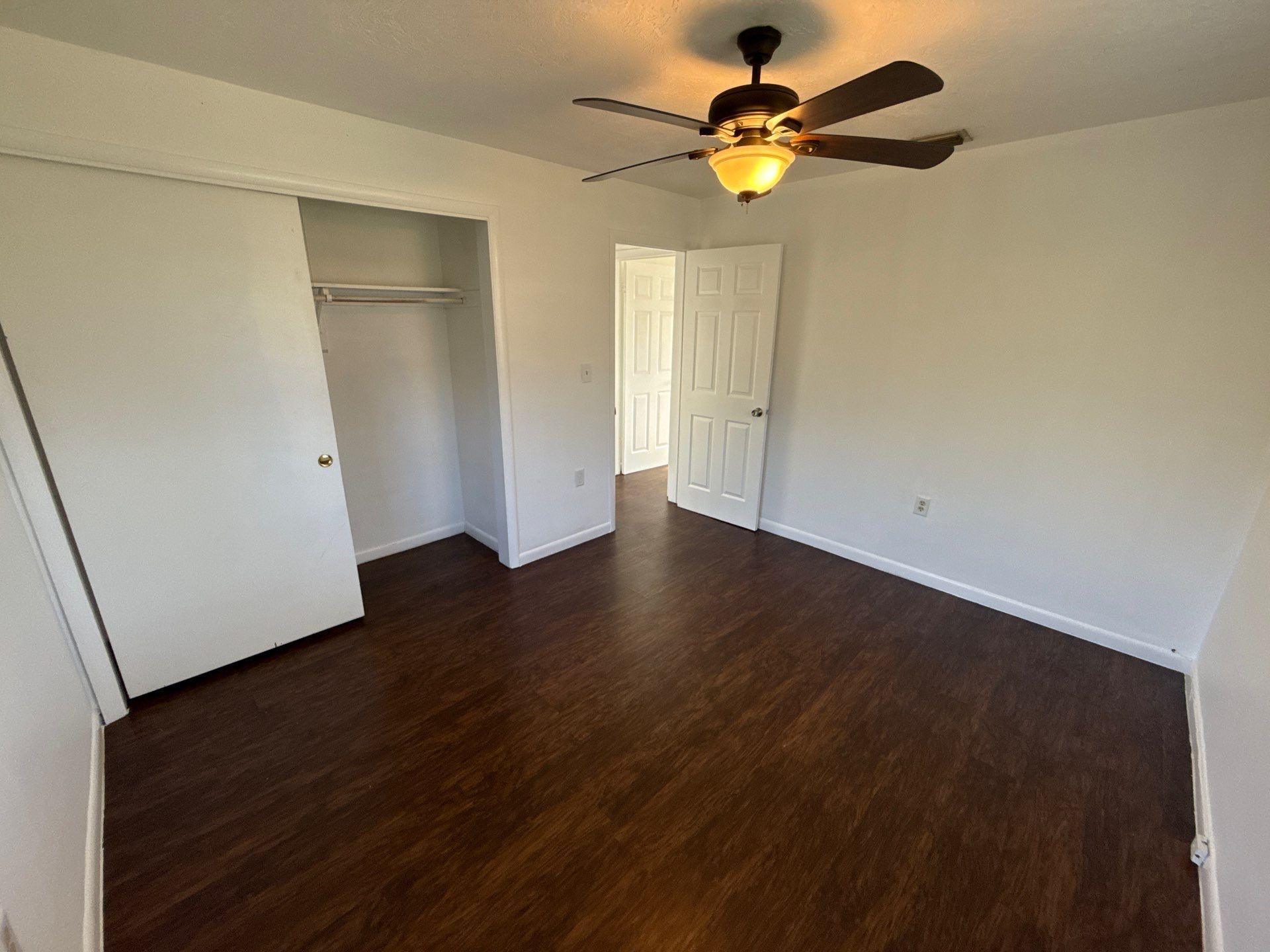 Building Photo - 90 S Davis St