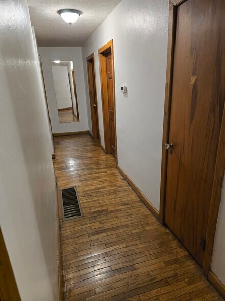 Building Photo - 1200 N Madison St