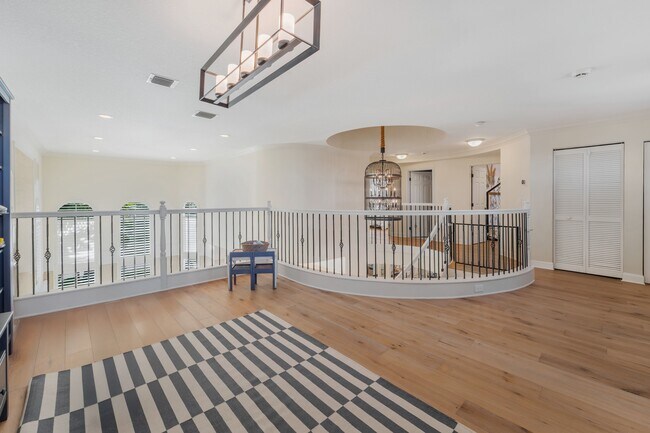 Building Photo - 5235 SW 171st Ave