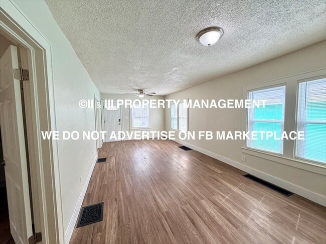 Building Photo - 3058 N 29 St