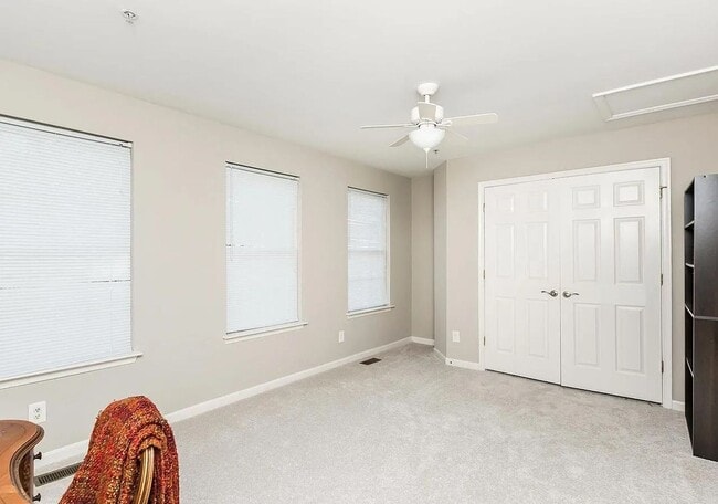 Building Photo - Coming Soon – 3BR/4BA End-Unit Townhome wi...