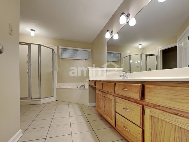 Building Photo - 2366 Carrol Ridge Ln