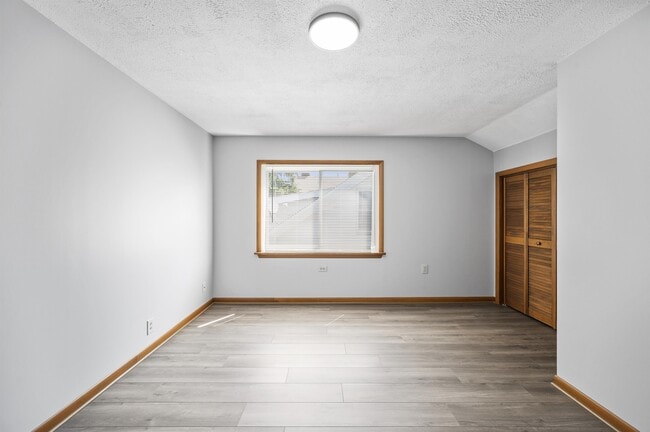 Building Photo - 11408 Headley Ave